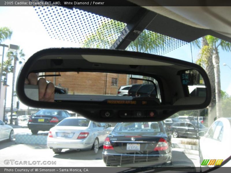 White Diamond / Pewter 2005 Cadillac Escalade EXT AWD