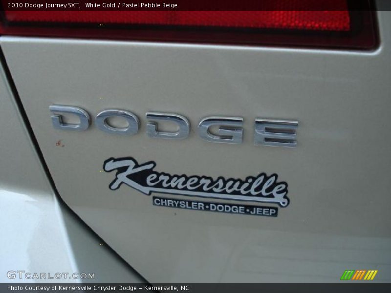 White Gold / Pastel Pebble Beige 2010 Dodge Journey SXT