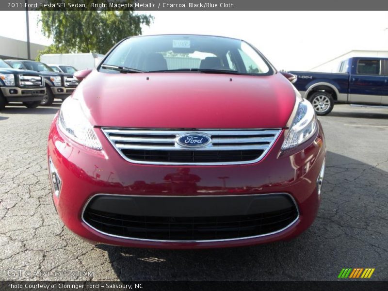 Bright Magenta Metallic / Charcoal Black/Blue Cloth 2011 Ford Fiesta SEL Sedan