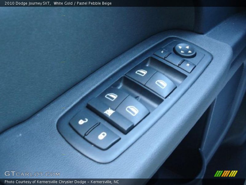 White Gold / Pastel Pebble Beige 2010 Dodge Journey SXT