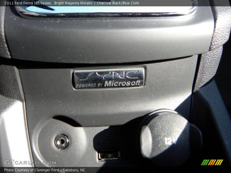 Bright Magenta Metallic / Charcoal Black/Blue Cloth 2011 Ford Fiesta SEL Sedan