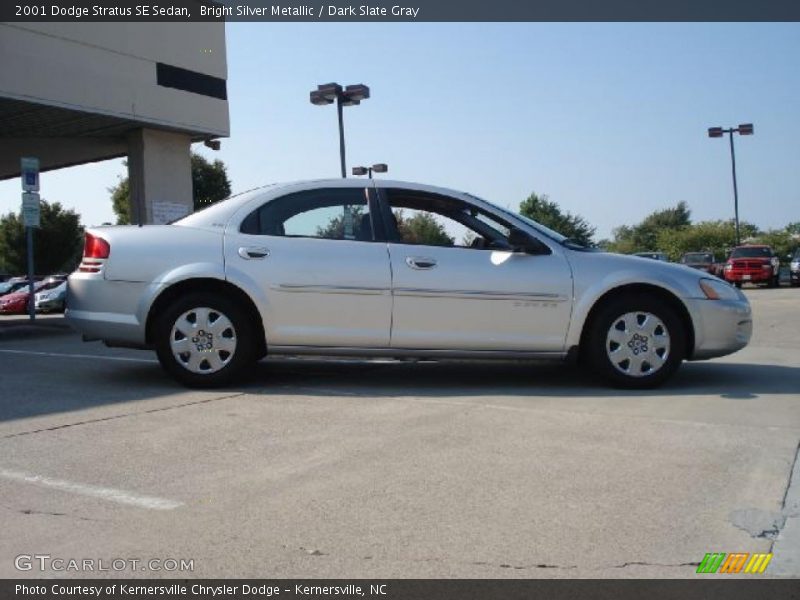 Bright Silver Metallic / Dark Slate Gray 2001 Dodge Stratus SE Sedan