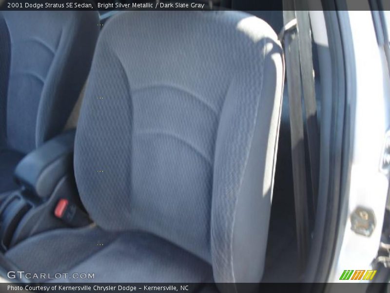 Bright Silver Metallic / Dark Slate Gray 2001 Dodge Stratus SE Sedan