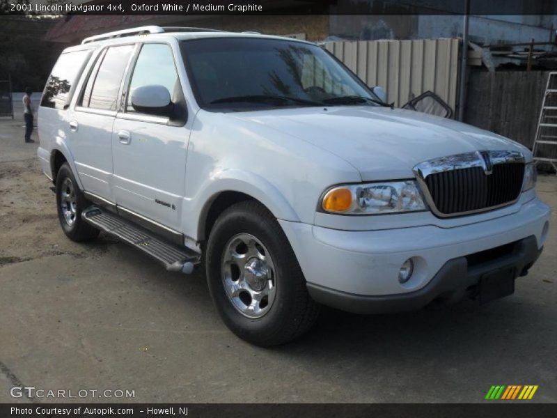 Oxford White / Medium Graphite 2001 Lincoln Navigator 4x4