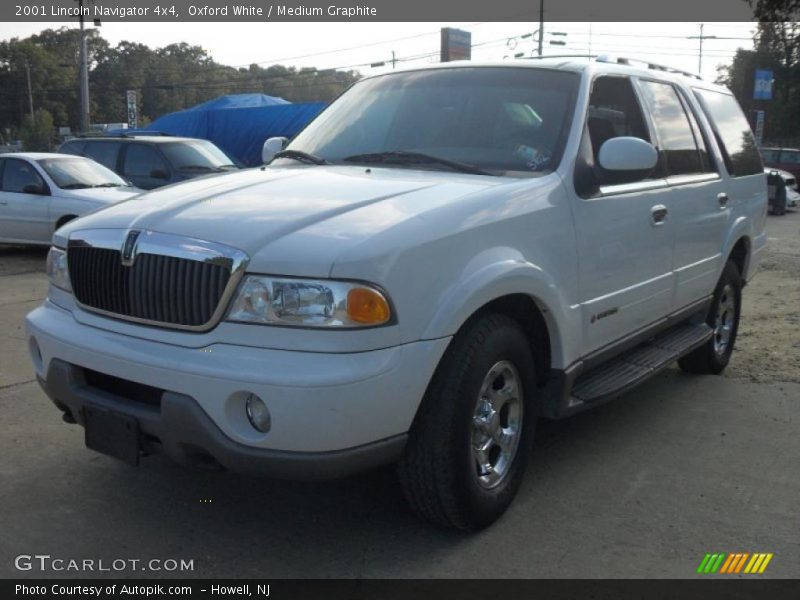 Oxford White / Medium Graphite 2001 Lincoln Navigator 4x4