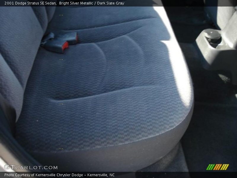 Bright Silver Metallic / Dark Slate Gray 2001 Dodge Stratus SE Sedan