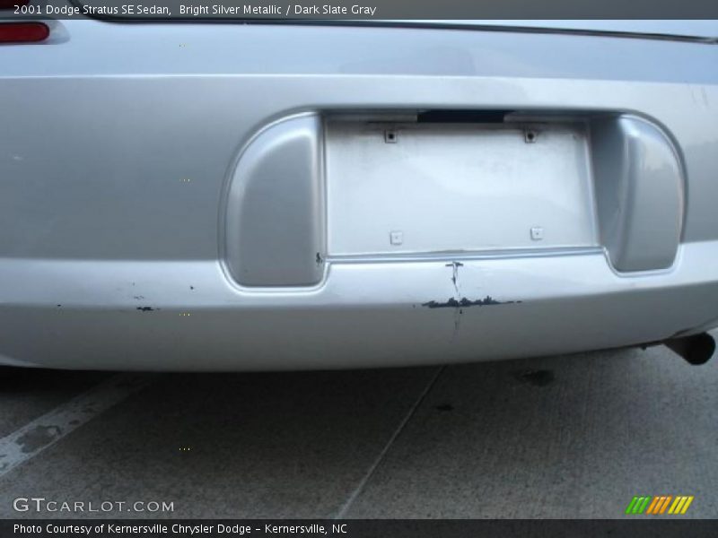 Bright Silver Metallic / Dark Slate Gray 2001 Dodge Stratus SE Sedan