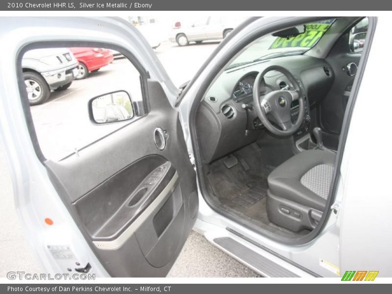 Silver Ice Metallic / Ebony 2010 Chevrolet HHR LS