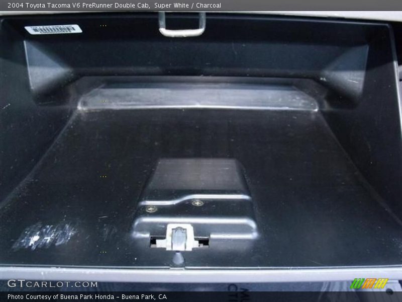 Super White / Charcoal 2004 Toyota Tacoma V6 PreRunner Double Cab