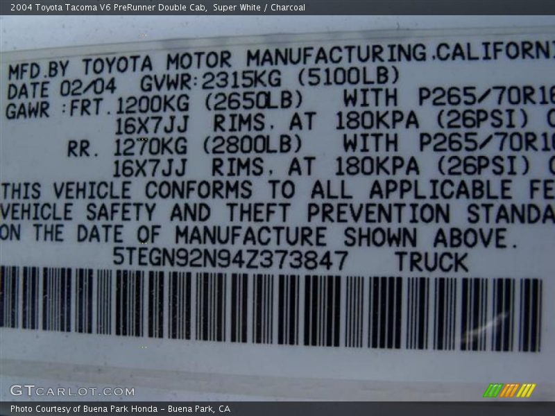 Super White / Charcoal 2004 Toyota Tacoma V6 PreRunner Double Cab