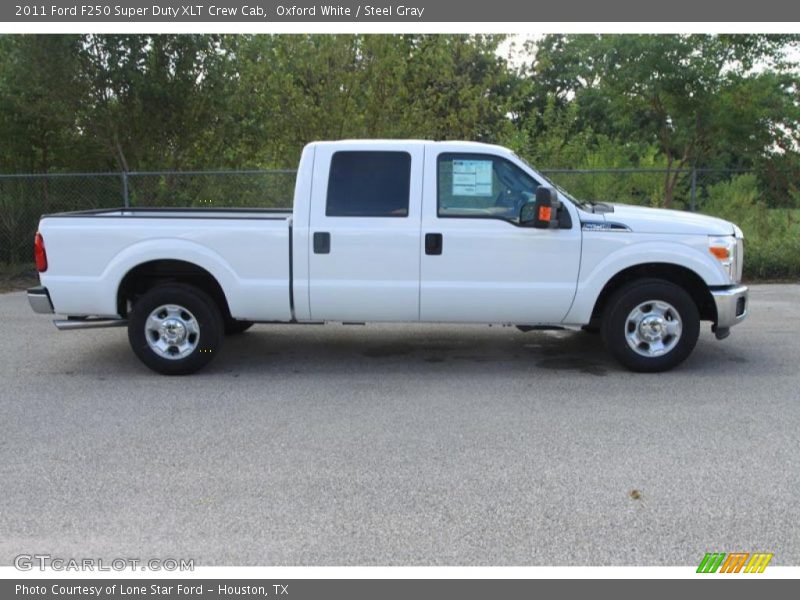 Oxford White / Steel Gray 2011 Ford F250 Super Duty XLT Crew Cab
