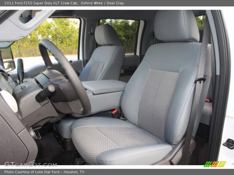 Oxford White / Steel Gray 2011 Ford F250 Super Duty XLT Crew Cab
