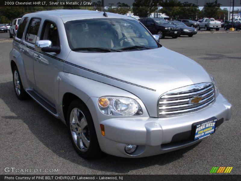 Silver Ice Metallic / Gray 2009 Chevrolet HHR LT