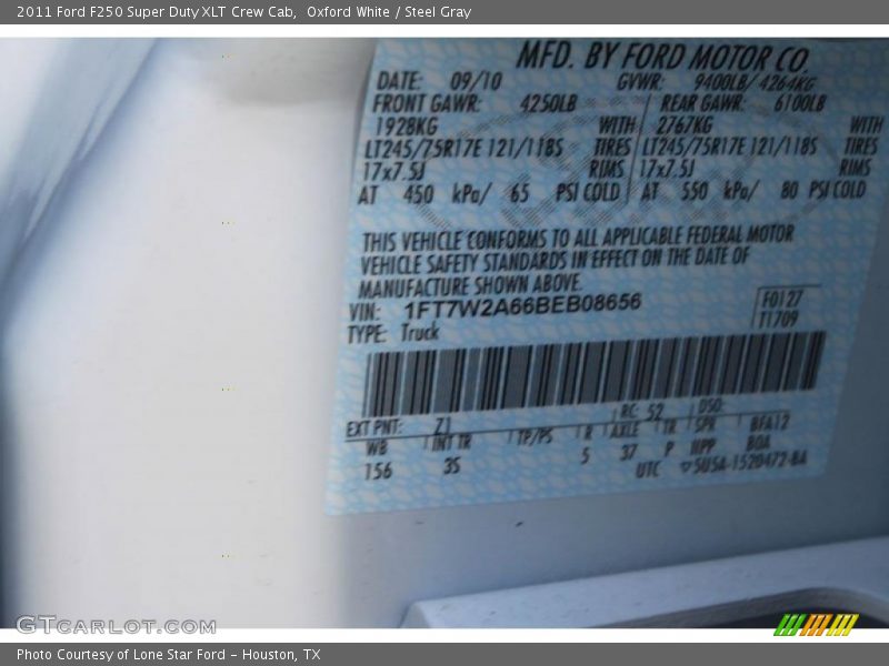 Oxford White / Steel Gray 2011 Ford F250 Super Duty XLT Crew Cab