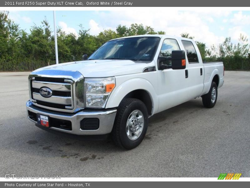 Oxford White / Steel Gray 2011 Ford F250 Super Duty XLT Crew Cab