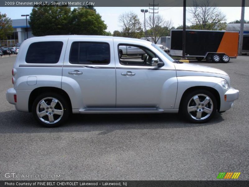 Silver Ice Metallic / Gray 2009 Chevrolet HHR LT