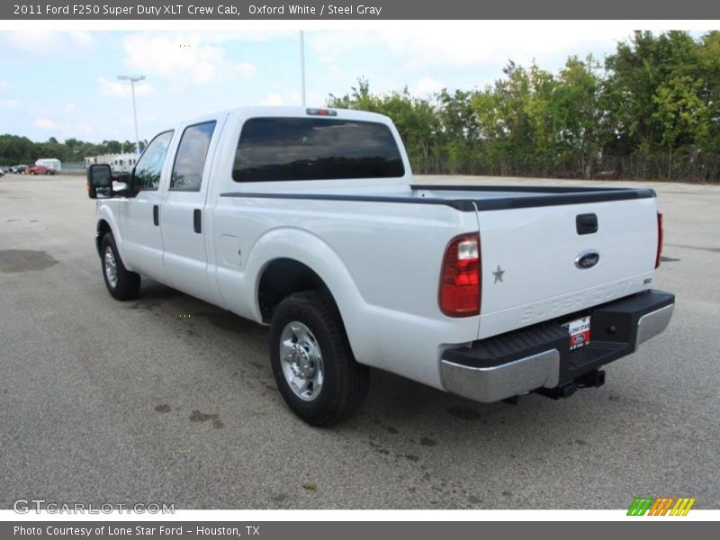 Oxford White / Steel Gray 2011 Ford F250 Super Duty XLT Crew Cab