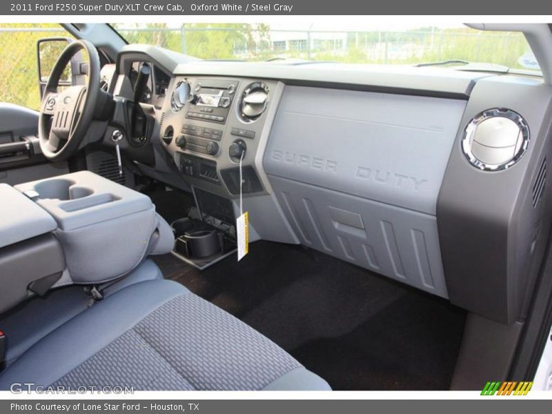 Oxford White / Steel Gray 2011 Ford F250 Super Duty XLT Crew Cab