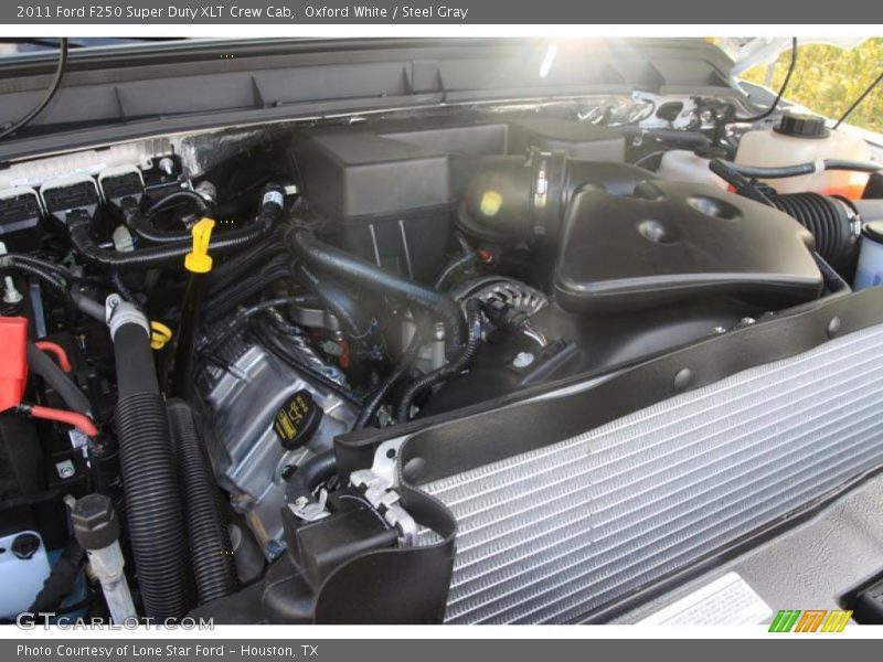 Oxford White / Steel Gray 2011 Ford F250 Super Duty XLT Crew Cab