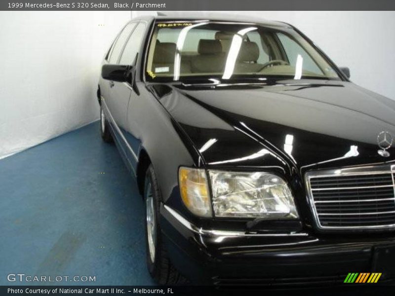 Black / Parchment 1999 Mercedes-Benz S 320 Sedan