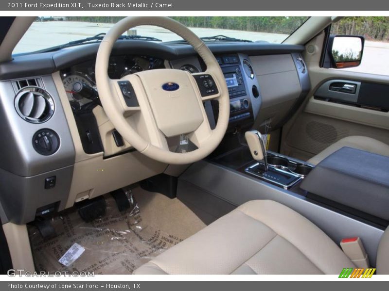 Tuxedo Black Metallic / Camel 2011 Ford Expedition XLT