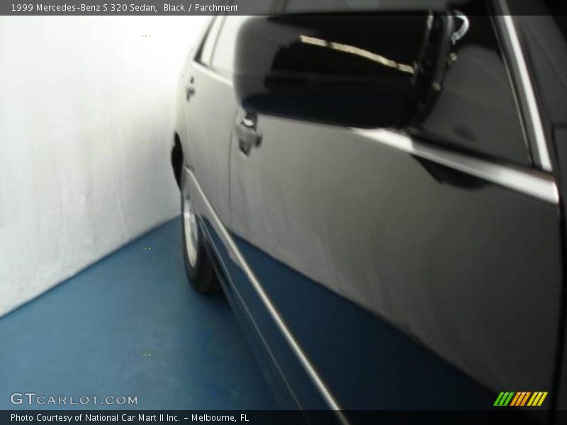 Black / Parchment 1999 Mercedes-Benz S 320 Sedan