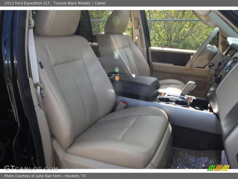 Tuxedo Black Metallic / Camel 2011 Ford Expedition XLT