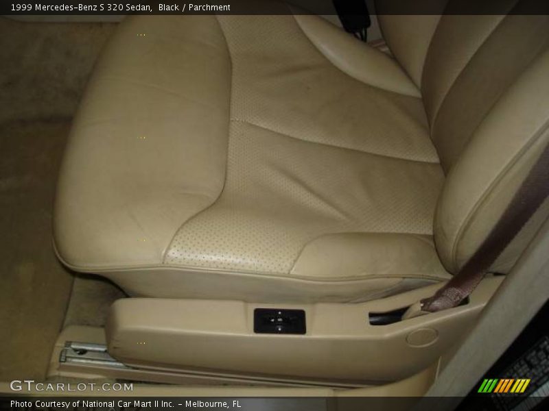 Black / Parchment 1999 Mercedes-Benz S 320 Sedan