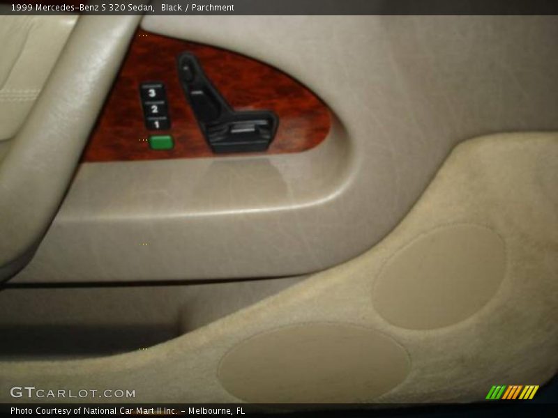 Black / Parchment 1999 Mercedes-Benz S 320 Sedan