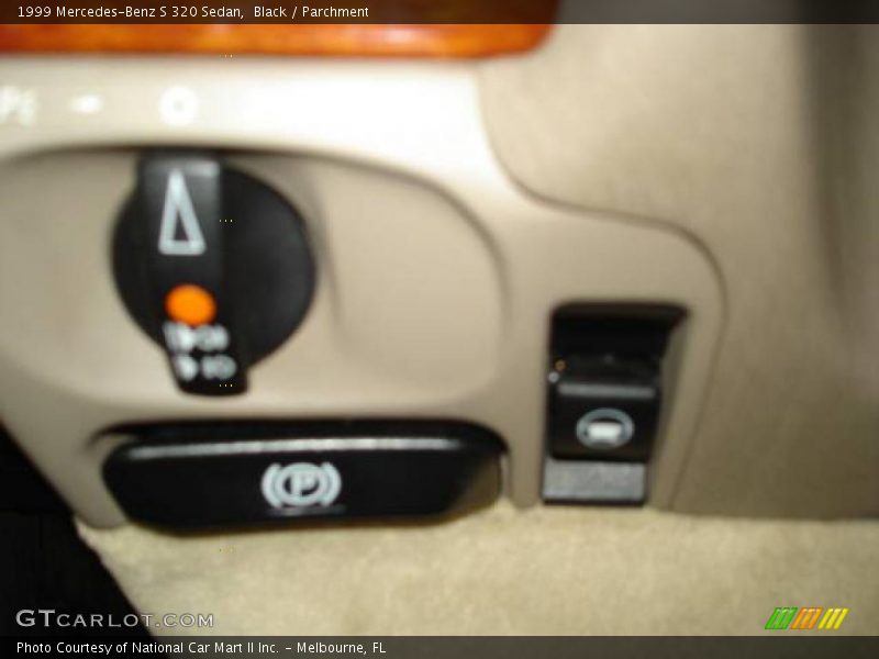 Black / Parchment 1999 Mercedes-Benz S 320 Sedan