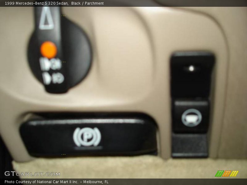Black / Parchment 1999 Mercedes-Benz S 320 Sedan