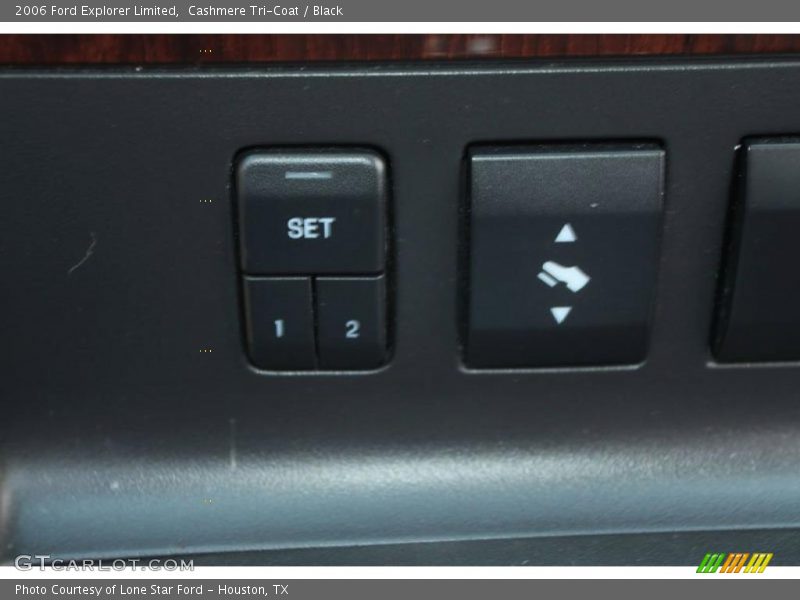 Cashmere Tri-Coat / Black 2006 Ford Explorer Limited