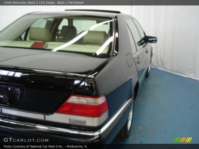 Black / Parchment 1999 Mercedes-Benz S 320 Sedan