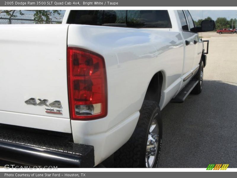 Bright White / Taupe 2005 Dodge Ram 3500 SLT Quad Cab 4x4