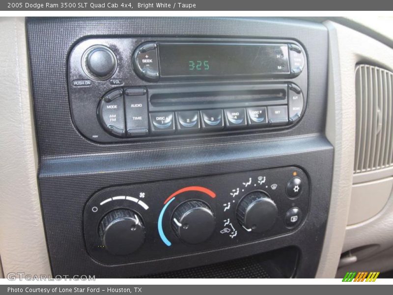 Bright White / Taupe 2005 Dodge Ram 3500 SLT Quad Cab 4x4