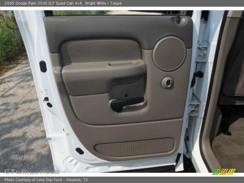 Bright White / Taupe 2005 Dodge Ram 3500 SLT Quad Cab 4x4