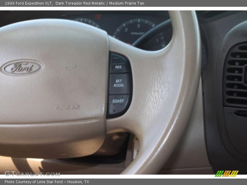 Dark Toreador Red Metallic / Medium Prairie Tan 1999 Ford Expedition XLT