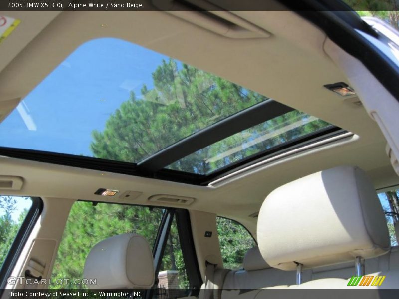 Alpine White / Sand Beige 2005 BMW X5 3.0i