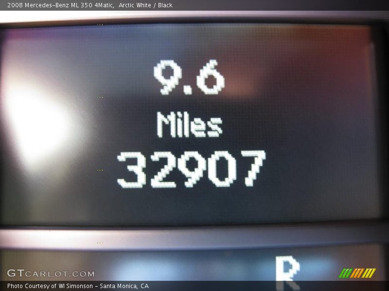 Arctic White / Black 2008 Mercedes-Benz ML 350 4Matic