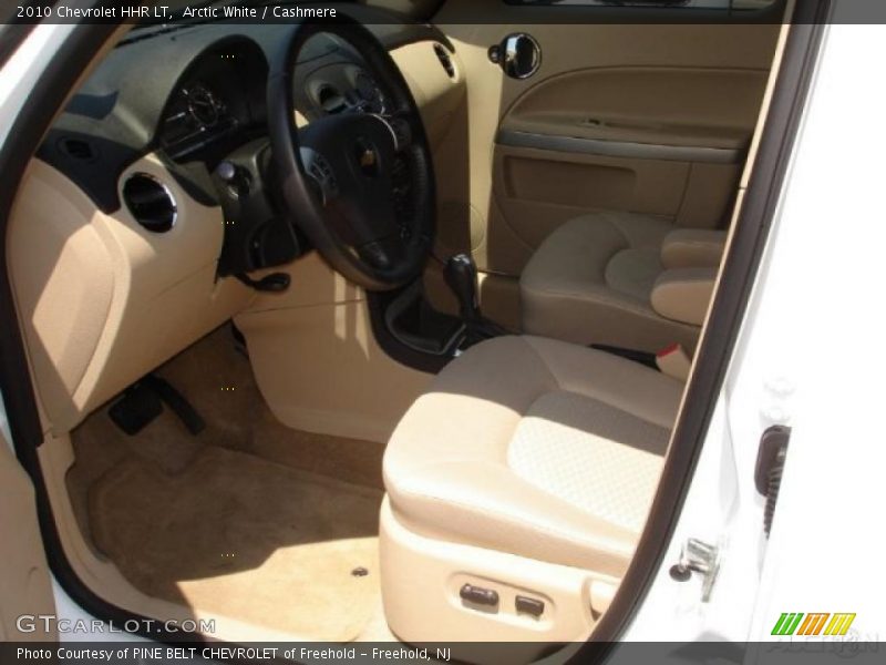 Arctic White / Cashmere 2010 Chevrolet HHR LT