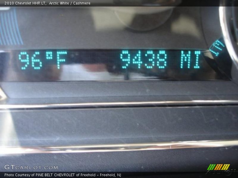 Arctic White / Cashmere 2010 Chevrolet HHR LT
