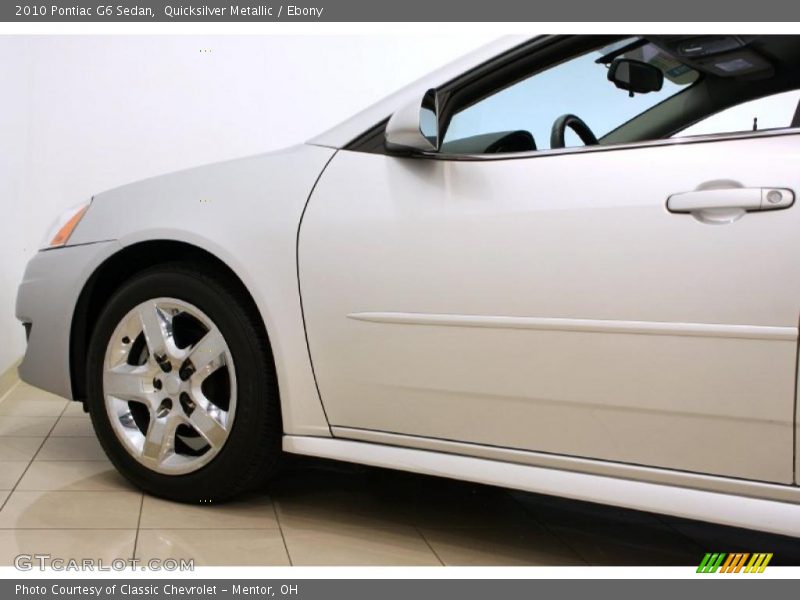 Quicksilver Metallic / Ebony 2010 Pontiac G6 Sedan