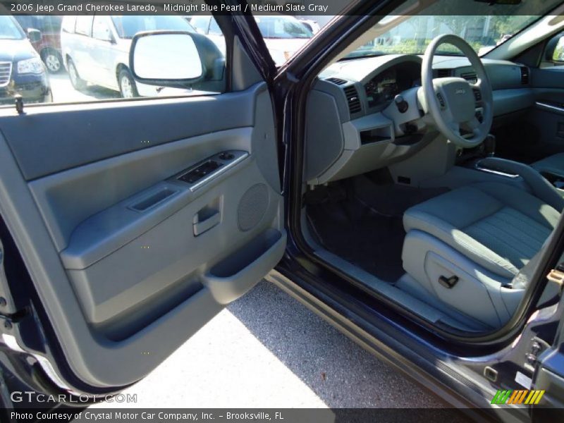 Midnight Blue Pearl / Medium Slate Gray 2006 Jeep Grand Cherokee Laredo