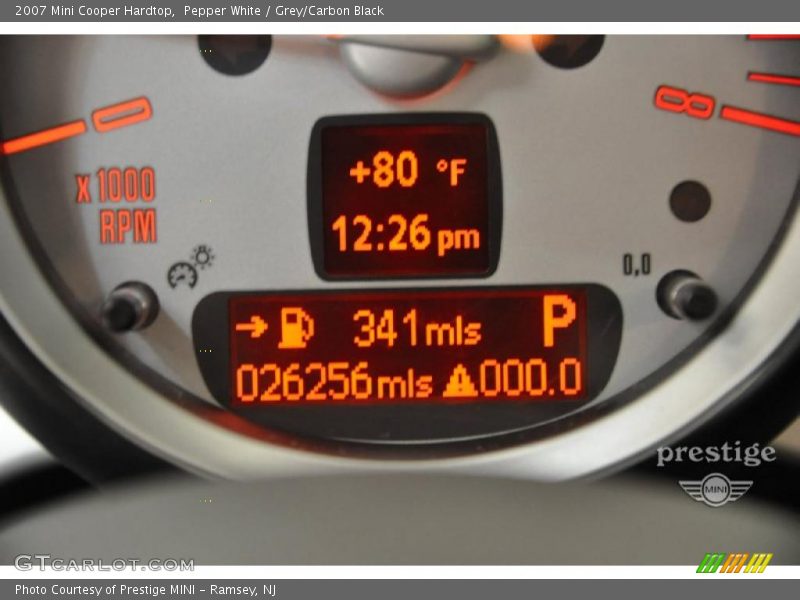 Pepper White / Grey/Carbon Black 2007 Mini Cooper Hardtop