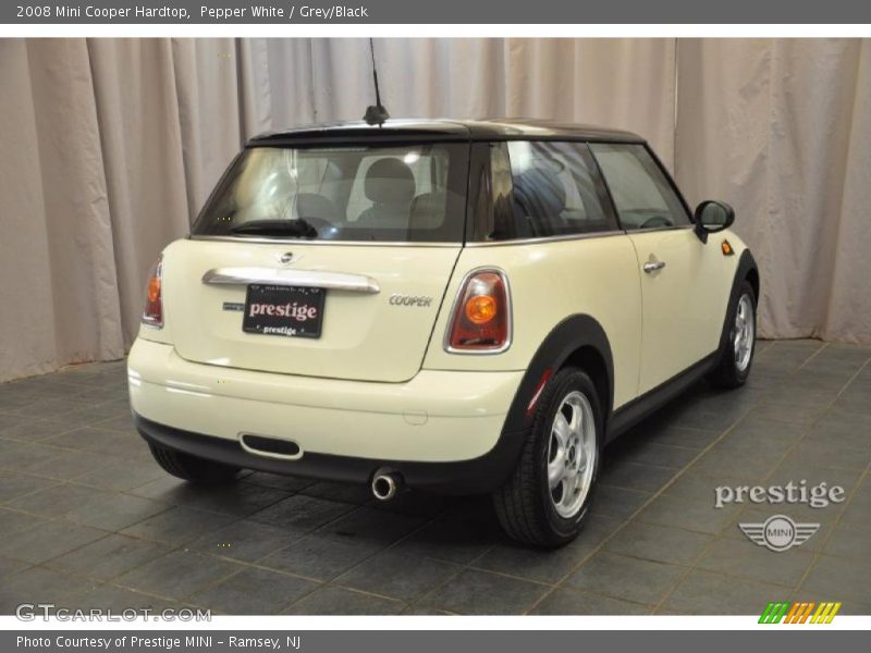 Pepper White / Grey/Black 2008 Mini Cooper Hardtop