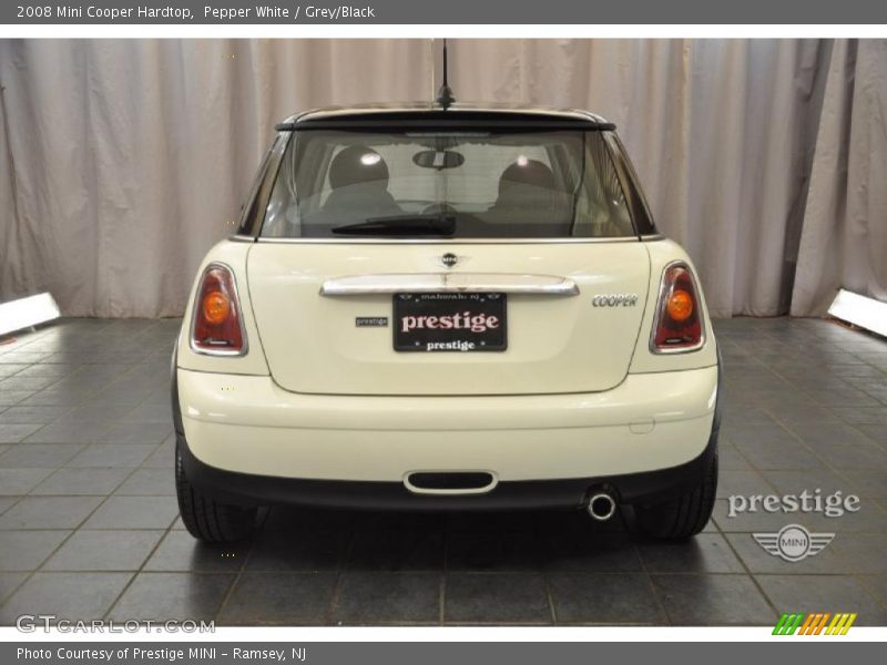 Pepper White / Grey/Black 2008 Mini Cooper Hardtop