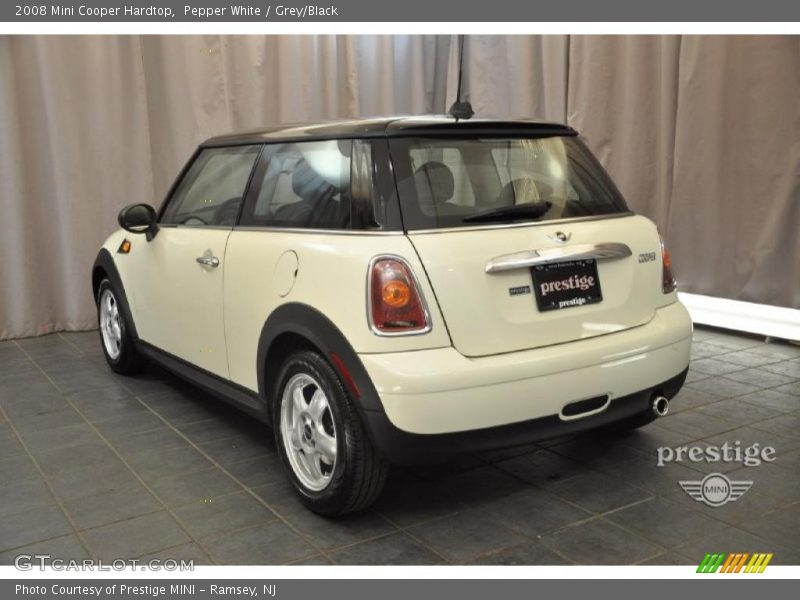 Pepper White / Grey/Black 2008 Mini Cooper Hardtop