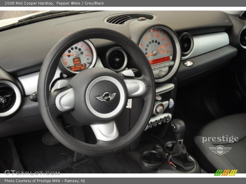 Pepper White / Grey/Black 2008 Mini Cooper Hardtop