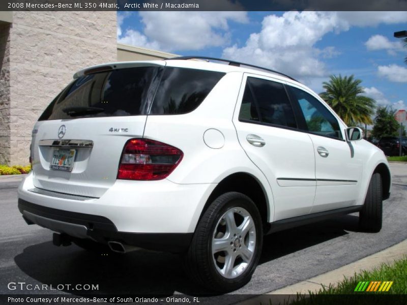 Arctic White / Macadamia 2008 Mercedes-Benz ML 350 4Matic