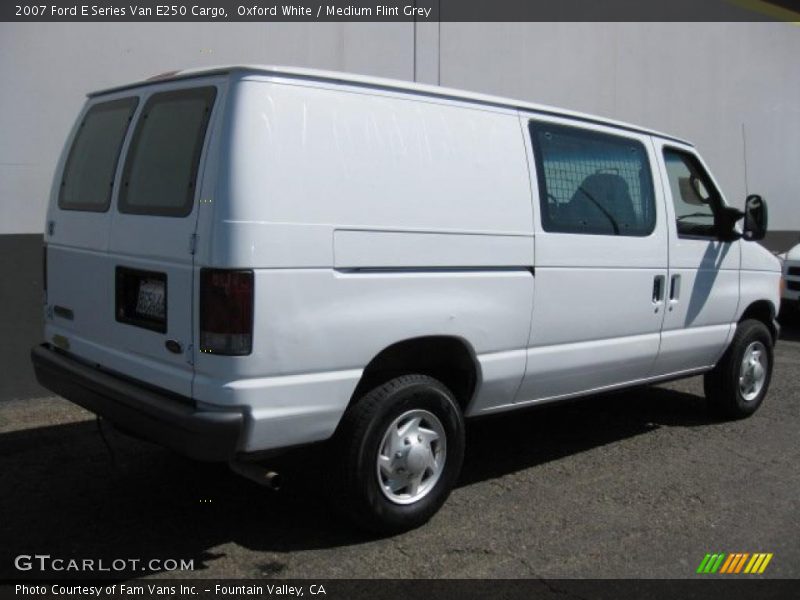 Oxford White / Medium Flint Grey 2007 Ford E Series Van E250 Cargo